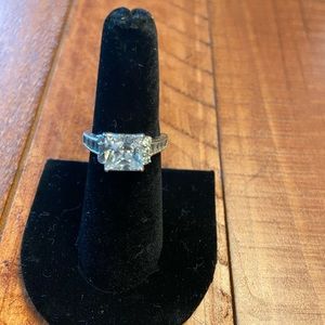 Princess cut CZ size 6